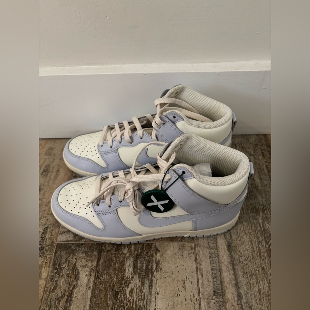 Nike Women’s Dunk High Tops Light Purple